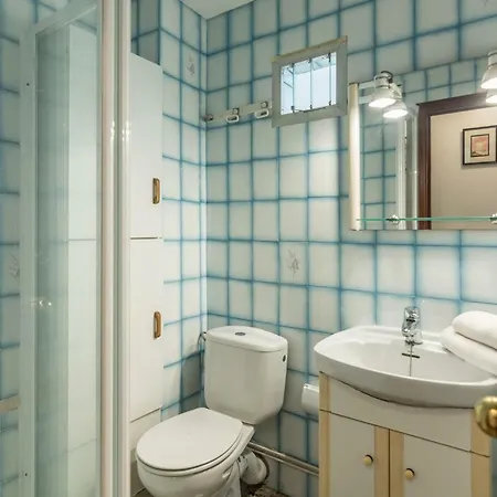 Homeholidaysrentals Jade Costa Barcelona דירה *