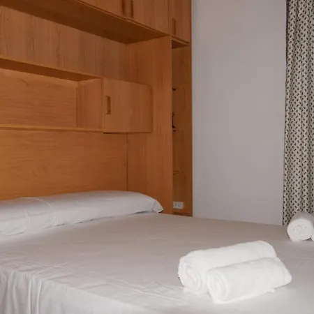 Homeholidaysrentals Jade Costa Barcelona