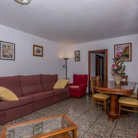 Daire Homeholidaysrentals Jade Costa Barcelona *