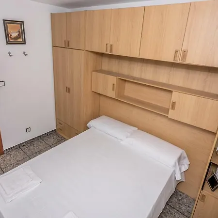 Homeholidaysrentals Jade Costa Barcelona